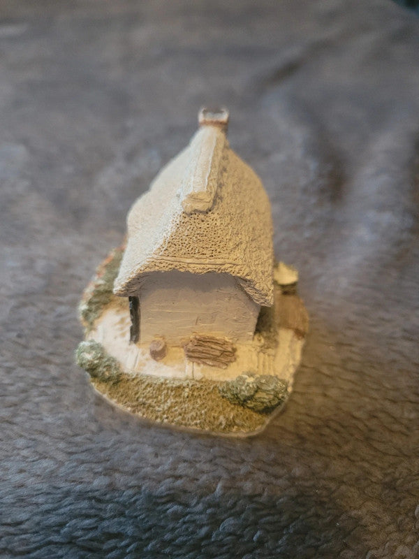 Lilliput Lane Thatcham Cottage Ornament