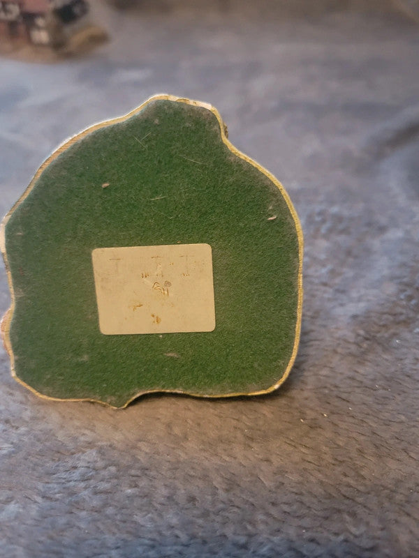 Lilliput Lane Thatcham Cottage Ornament