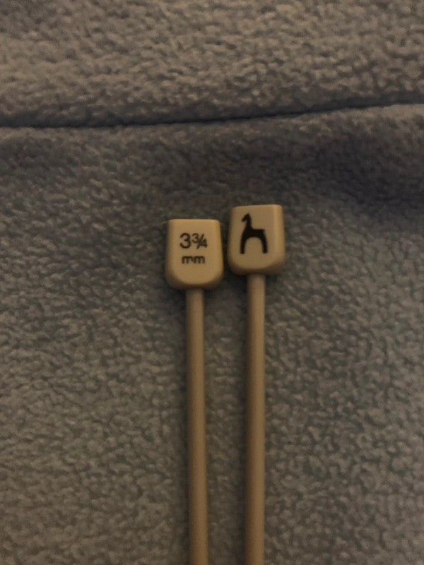 Knitting needles size 3 1/4