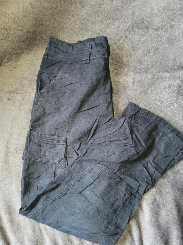 Vintage Wrangler Relaxed Fit Black Cargo Trousers
