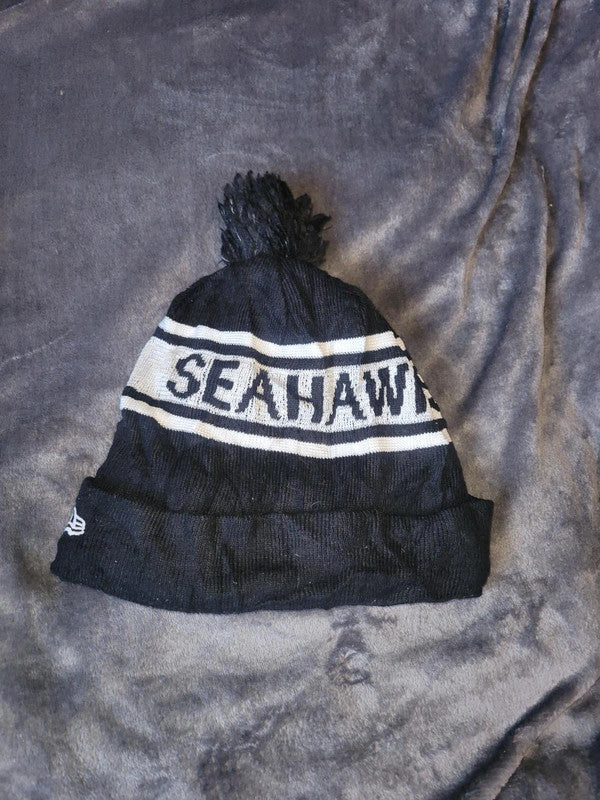 Seattle Seahawks New Era Beanie with Pom-Pom