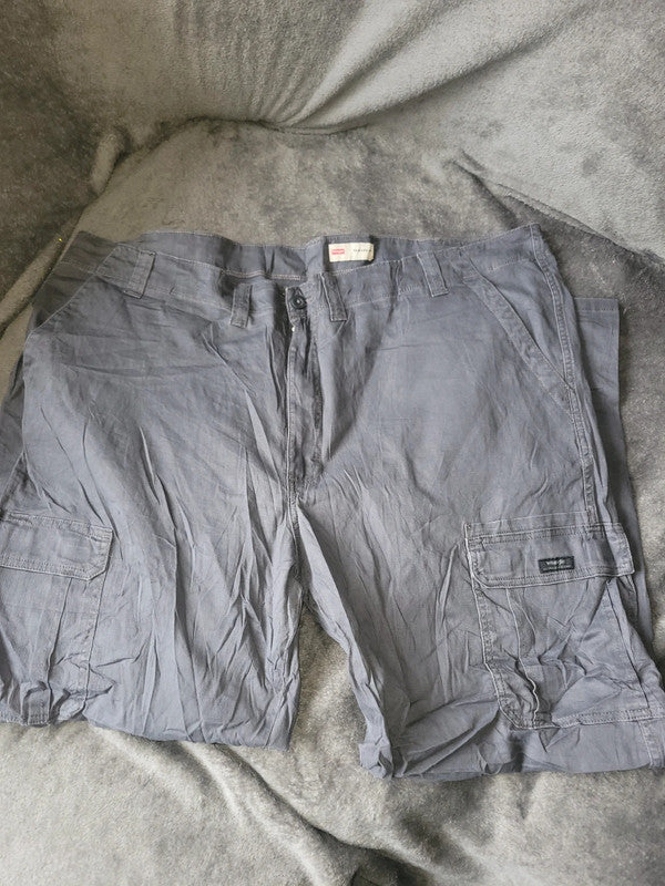 Vintage Wrangler Relaxed Fit Cargo Trousers