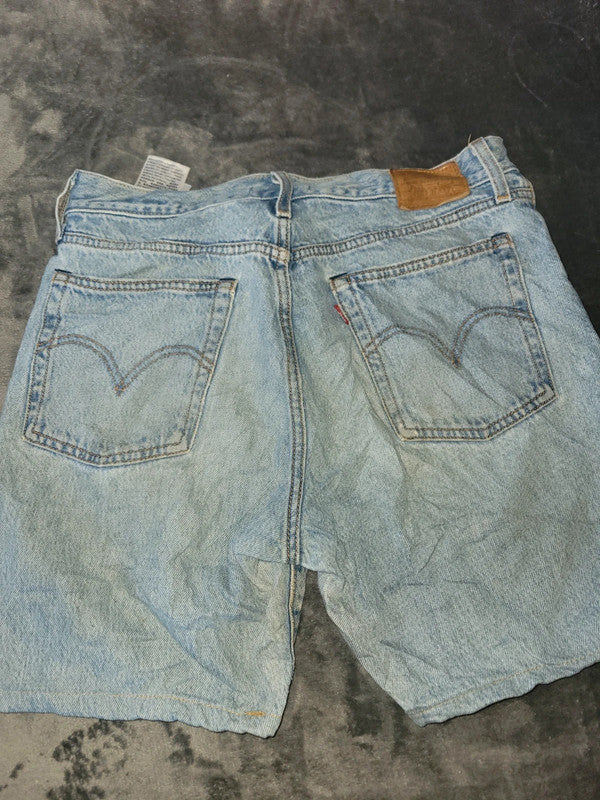 Levi’s Premium Wedgie Denim Shorts – Women’s Size 29 Light Blue High Rise