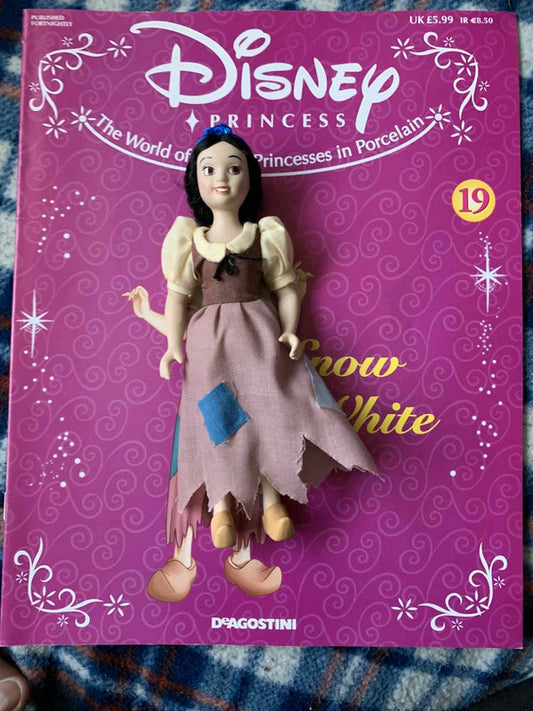 Disney Princess Snow White Rags Outfit Doll with Magazine – DeAgostini Collection