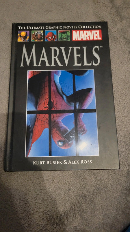 The Ultimate Graphic Novels Collection - Marvels