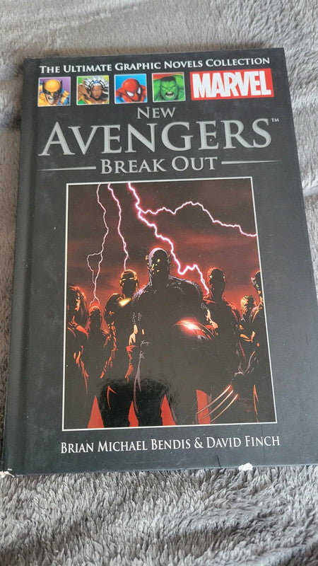 The Ultimate Graphic Novels Collection - New Avengers: Break Out