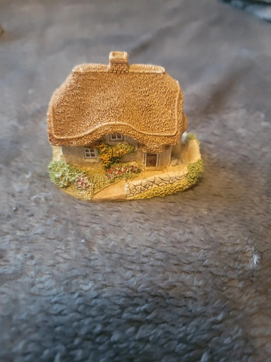 Vintage Lilliput Lane "Clover Cottage" Ornament
