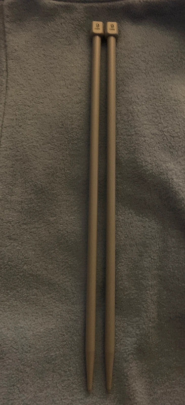 Knitting needles size 9