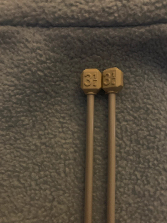 Knitting needles size 3 1/4
