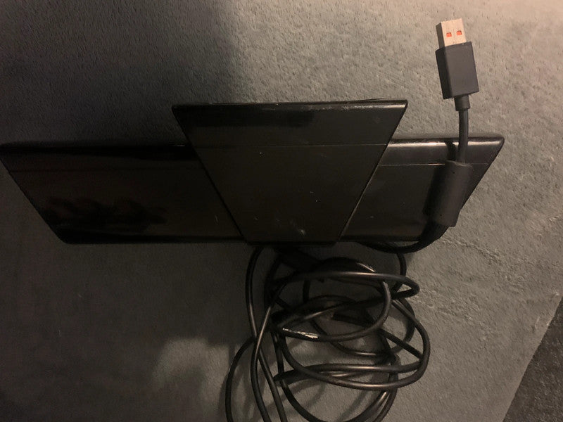 Microsoft Xbox 360 Kinect Sensor with a Nyko Zoom accessory