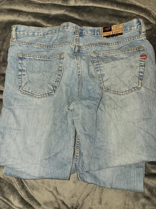 Diesel Industry Division Straight Leg Jeans W33 L34