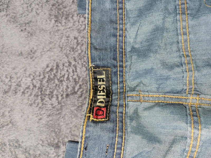 Diesel Men's Straight Fit Jeans, Light Blue Wash W36