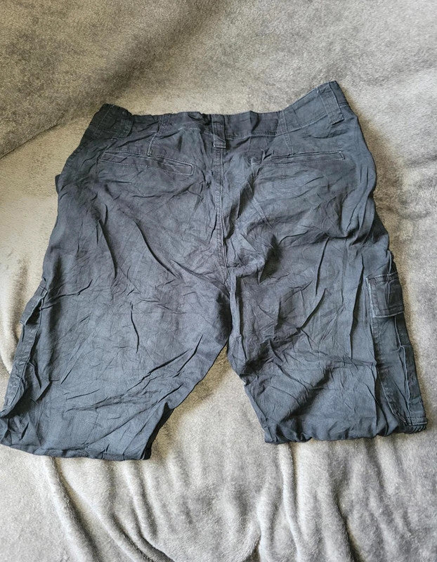 Vintage Wrangler Relaxed Fit Black Cargo Trousers