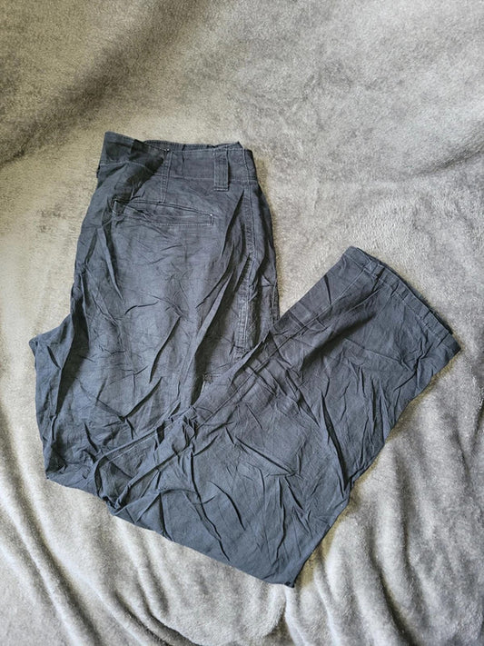 Vintage Wrangler Relaxed Fit Black Cargo Trousers