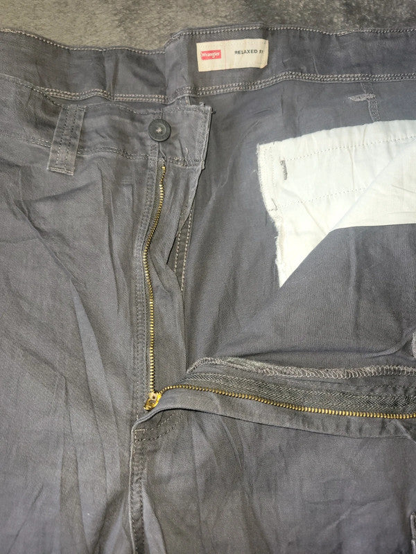 Vintage Wrangler Relaxed Fit Cargo Trousers
