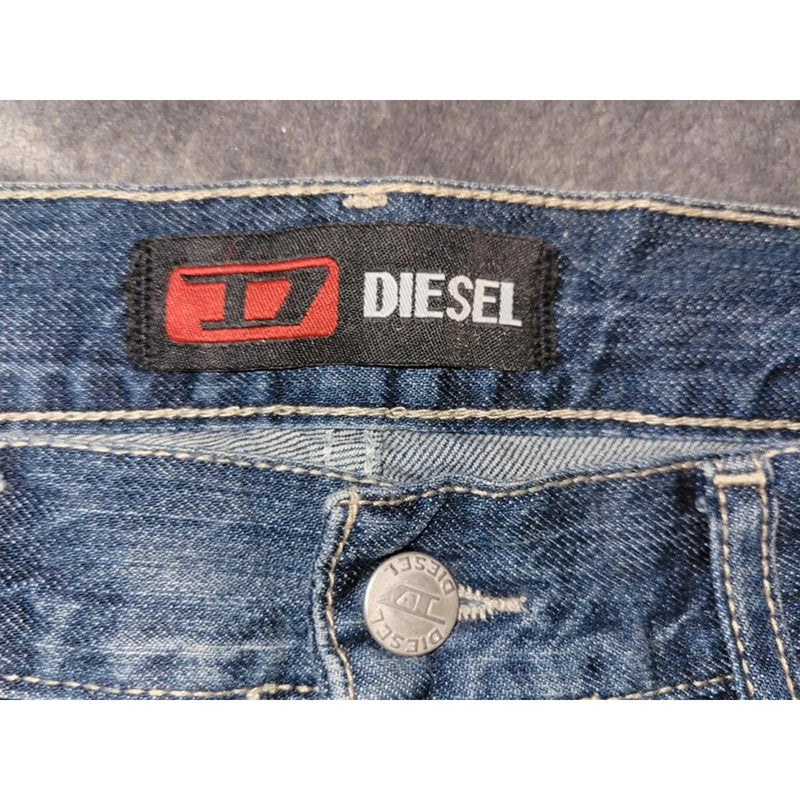Diesel Jeans, Size 33, Made in Italy - Stylish Pre-loved Denim