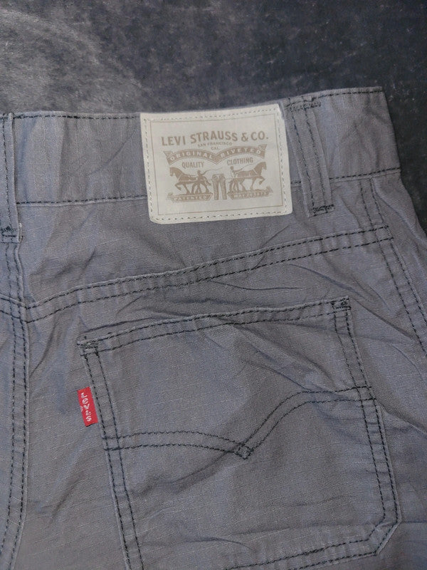 Levi’s Grey Cargo Style Shorts – Men’s W27 (14 REG) Casual Summer Wear