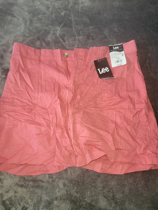 Lee Bermuda Shorts – Men’s W33 Red Mid-Rise Regular Fit (New with Tags)