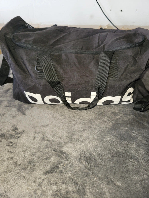 Adidas Black Duffel / Gym Sports Bag – Medium