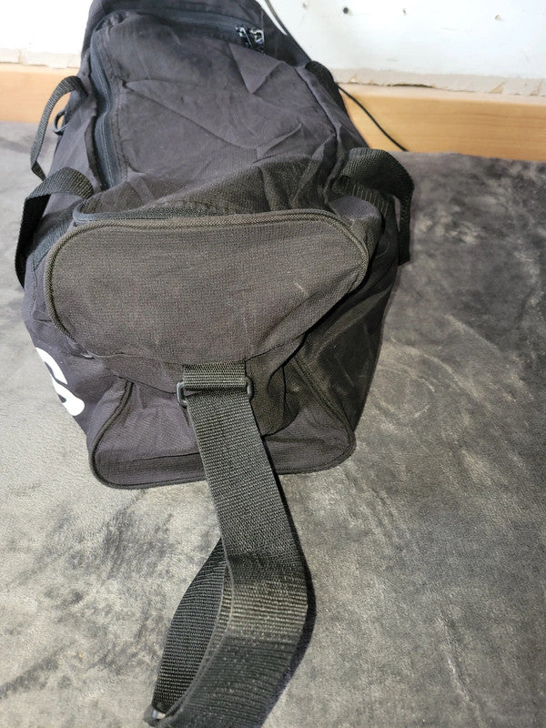 Adidas Black Duffel / Gym Sports Bag – Medium