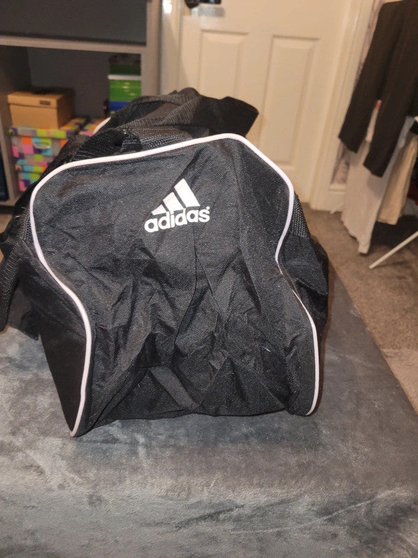 Adidas Black Duffel / Gym Bag – White Logo – Medium