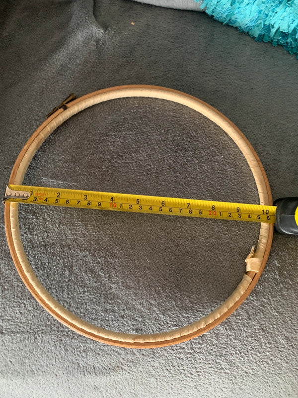 wooden embroidery hoop,
