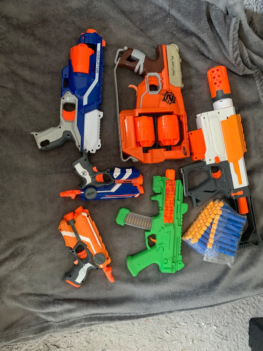 Nerf Gun Bundle with Darts – Mixed Models