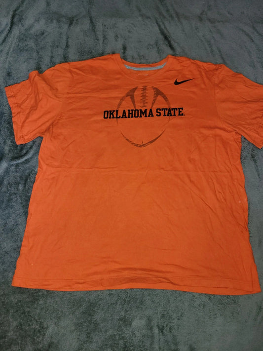 Vintage Nike Oklahoma State Cowboys T-Shirt – Orange – Size 2XL