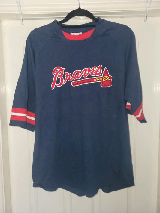 Vintage Lee Sport Atlanta Braves MLB Baseball Jersey Style T-Shirt – Navy – Size M